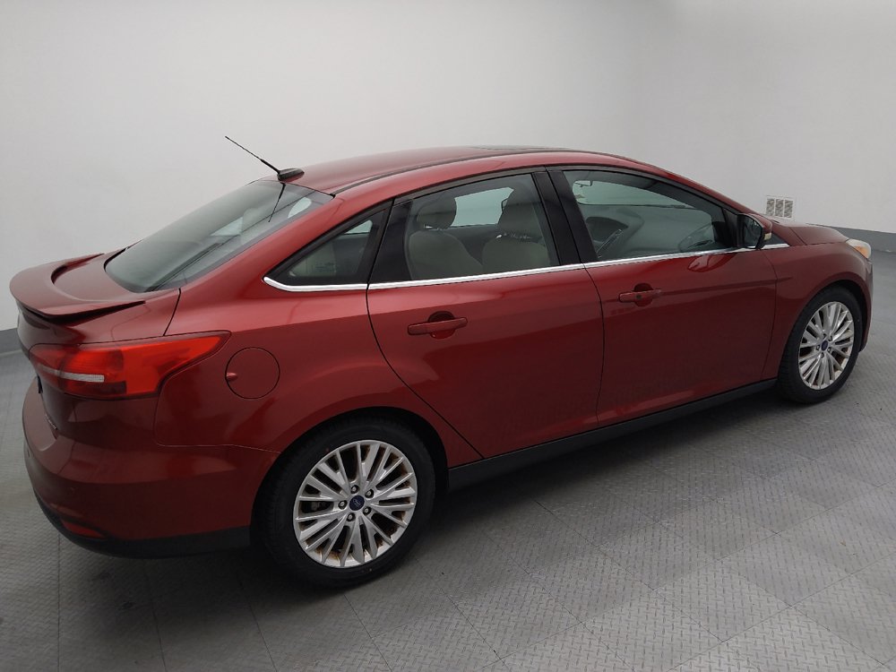 Used 2017 Ford Focus Titanium FWD image 10