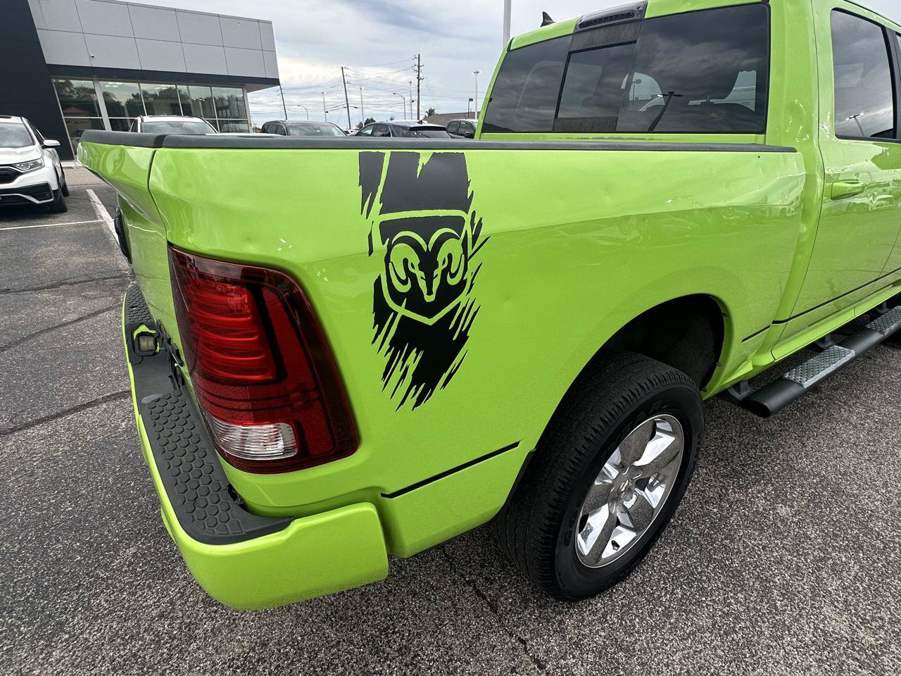 Used 2017 RAM 1500 Sport w/ Sublime Green Sport Package AWD/4WD image 14