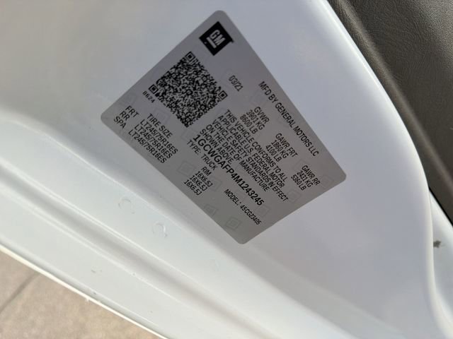 Used 2021 Chevrolet Express 2500 w/ Driver Convenience Package image 30