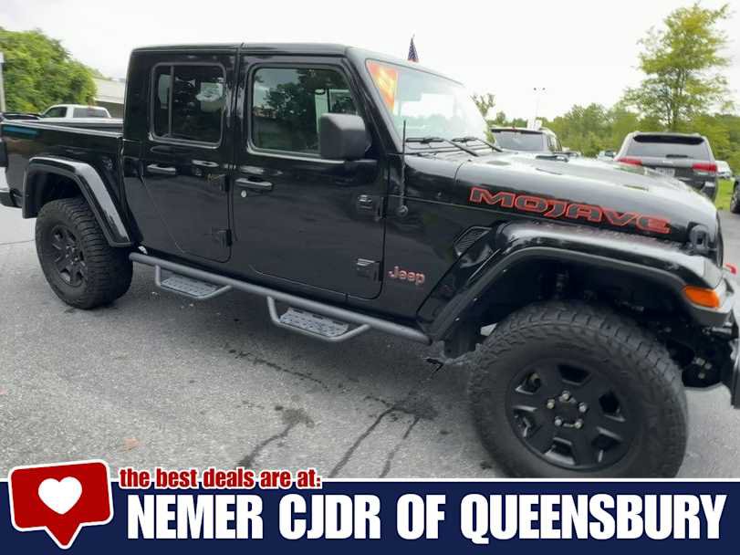 Used 2022 Jeep Gladiator Mojave w/ LED Lighting Group AWD/4WD image 2