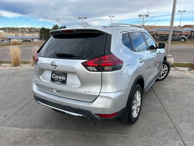 Used 2020 Nissan Rogue SV image 12