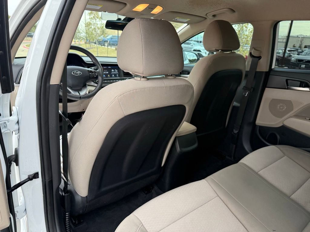 Used 2019 Hyundai Elantra SEL image 22