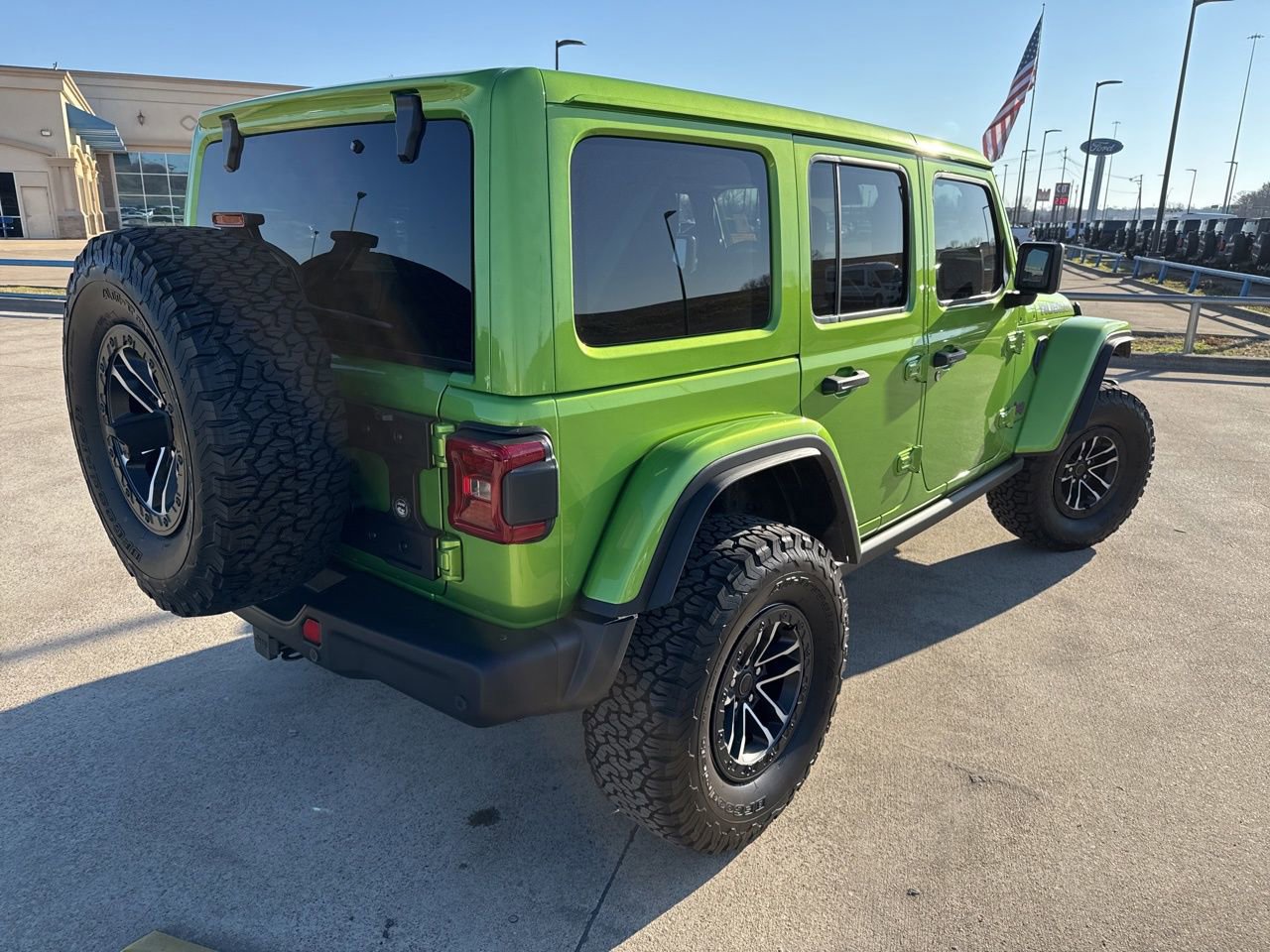 Used 2025 Jeep Wrangler Unlimited Rubicon image 11