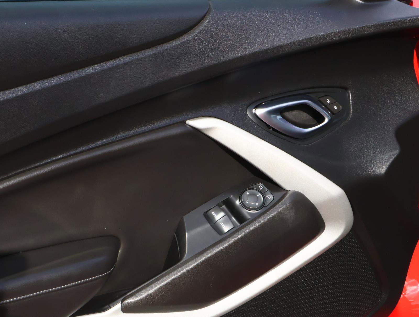 Used 2021 Chevrolet Camaro LT RWD image 12