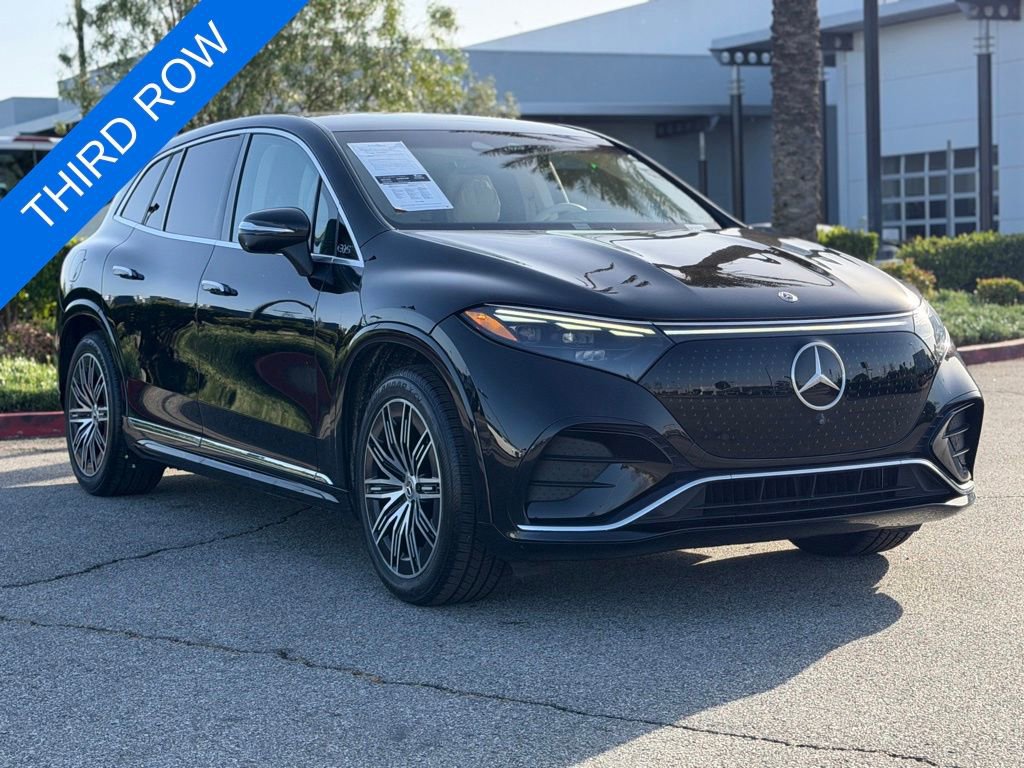 Used 2023 Mercedes-Benz EQS 580 4MATIC SUV image 6