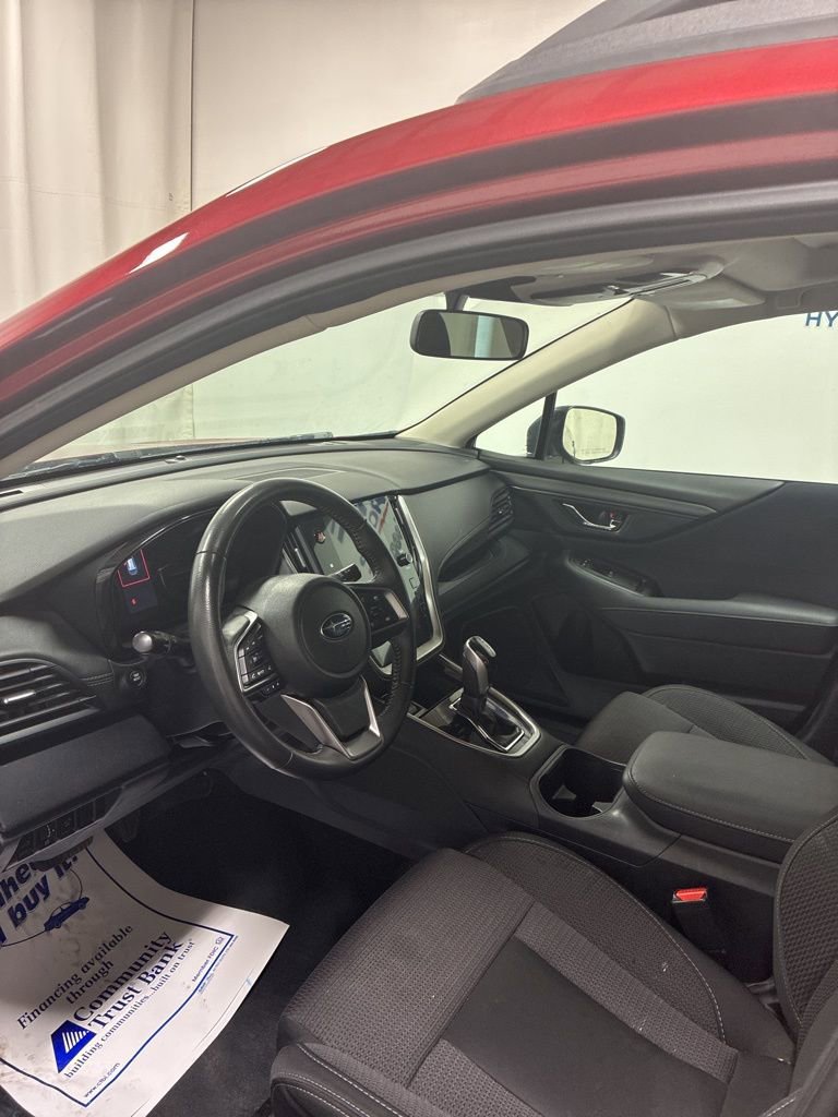 Used 2025 Subaru Outback Premium image 12