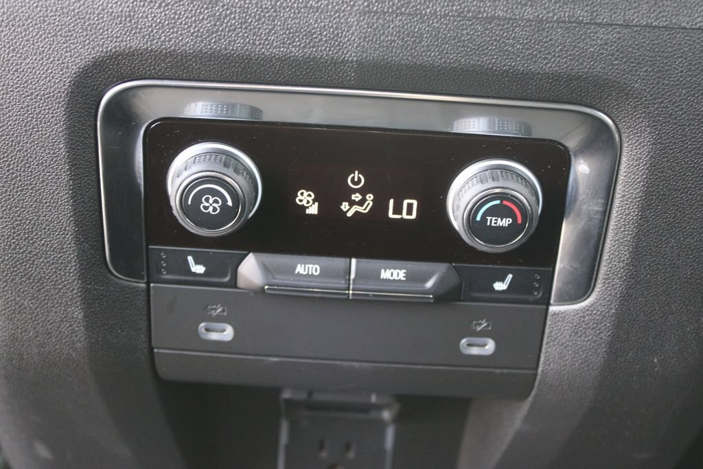 Used 2023 Chevrolet Tahoe RST w/ Luxury Package RWD image 31
