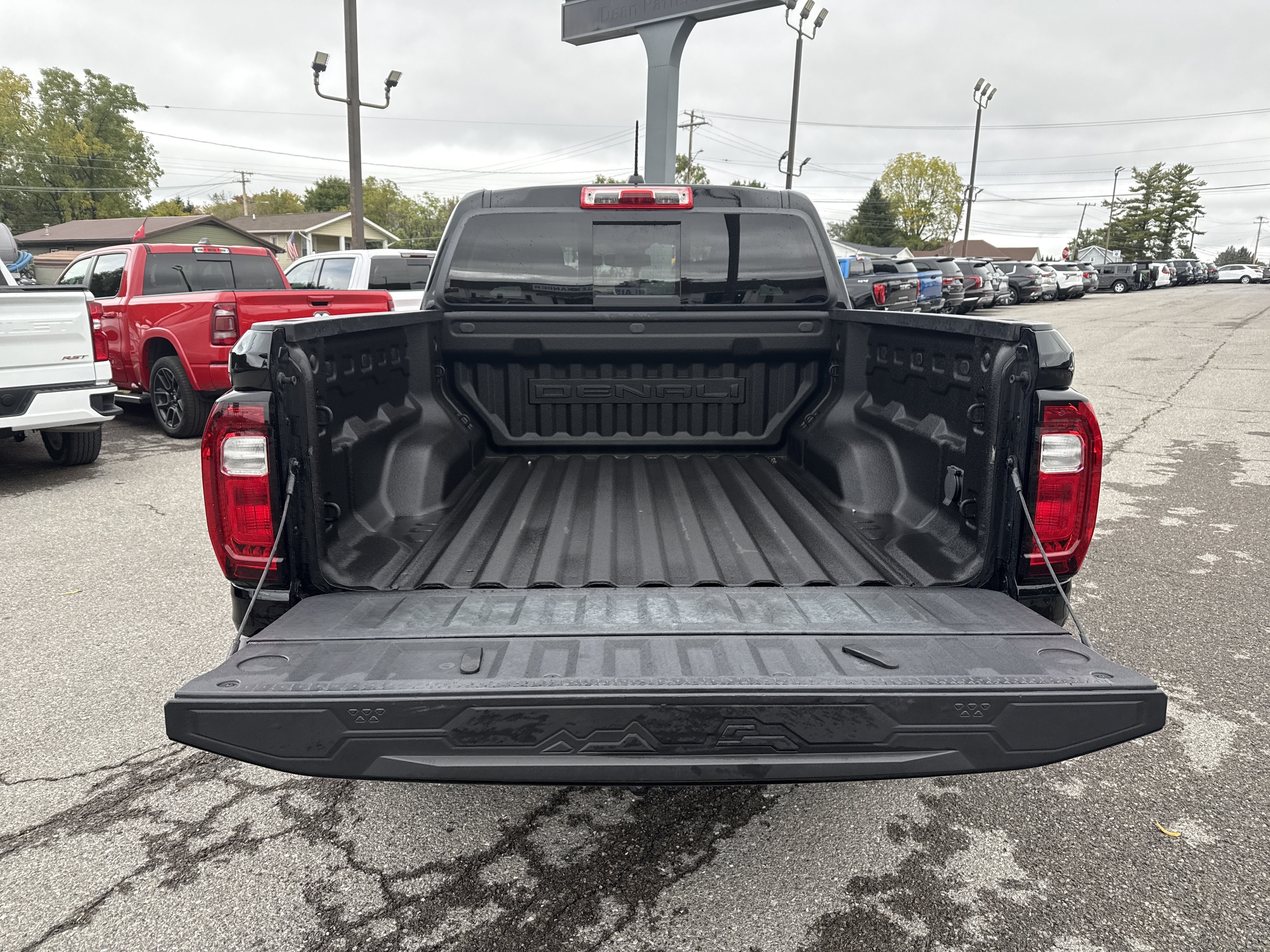 Used 2024 GMC Canyon Denali w/ LPO, Denali Black Edition AWD/4WD image 5