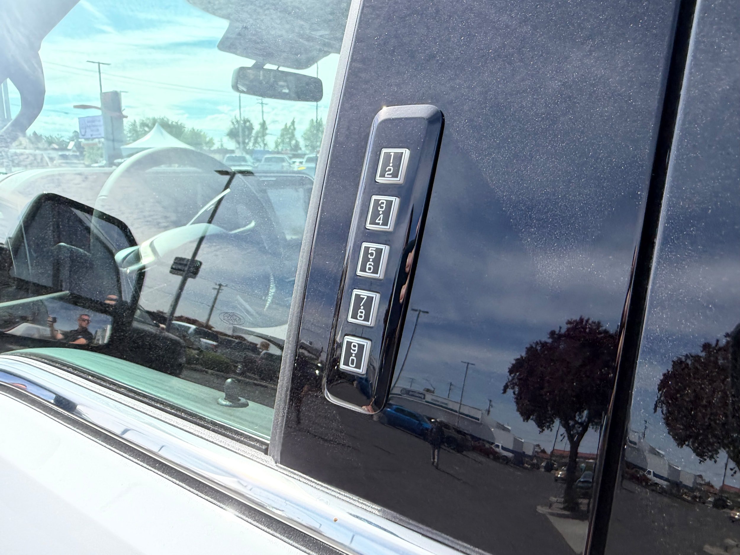 New 2026 Ford F350 Platinum w/ Platinum Plus Package AWD/4WD image 22
