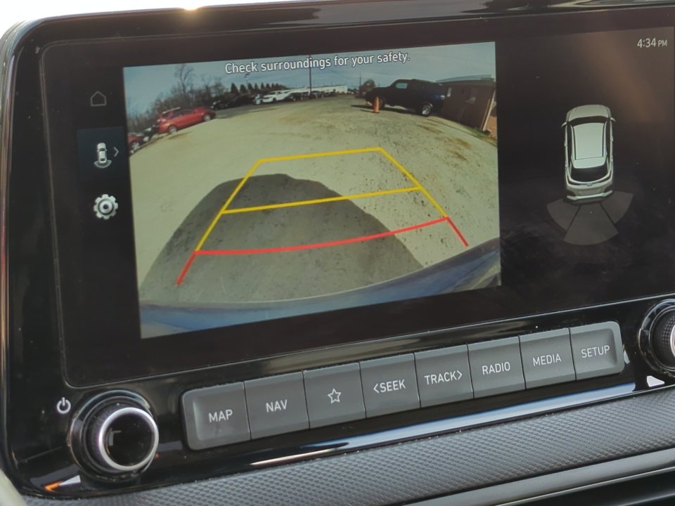 Used 2022 Hyundai Kona Limited w/ Winter Weather Package image 19