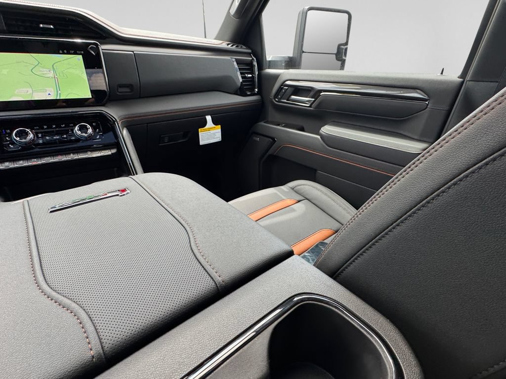 New 2026 GMC Sierra 2500 AT4 w/ Technology Package AWD/4WD image 18