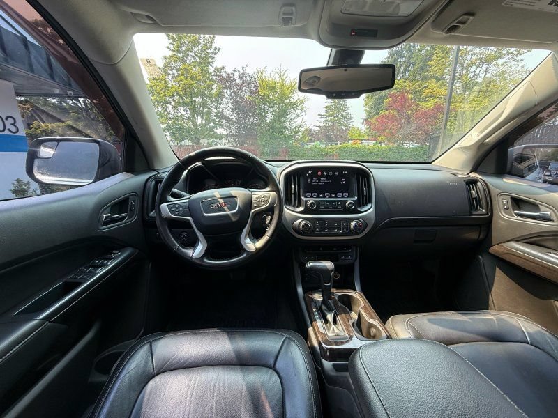Used 2016 GMC Canyon SLT AWD/4WD image 10