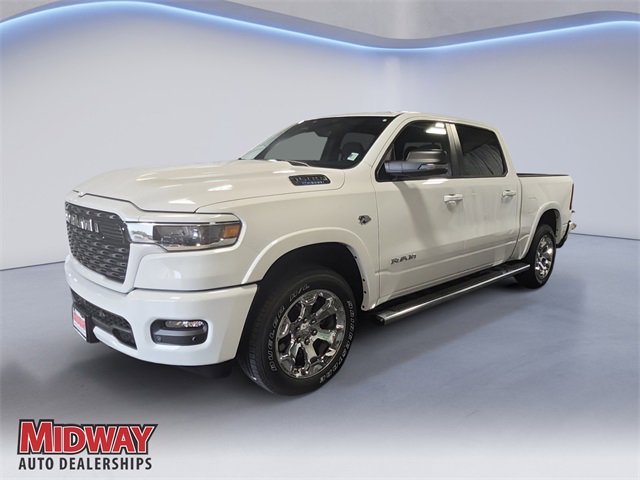 New 2026 RAM 1500 4x4 Crew Cab