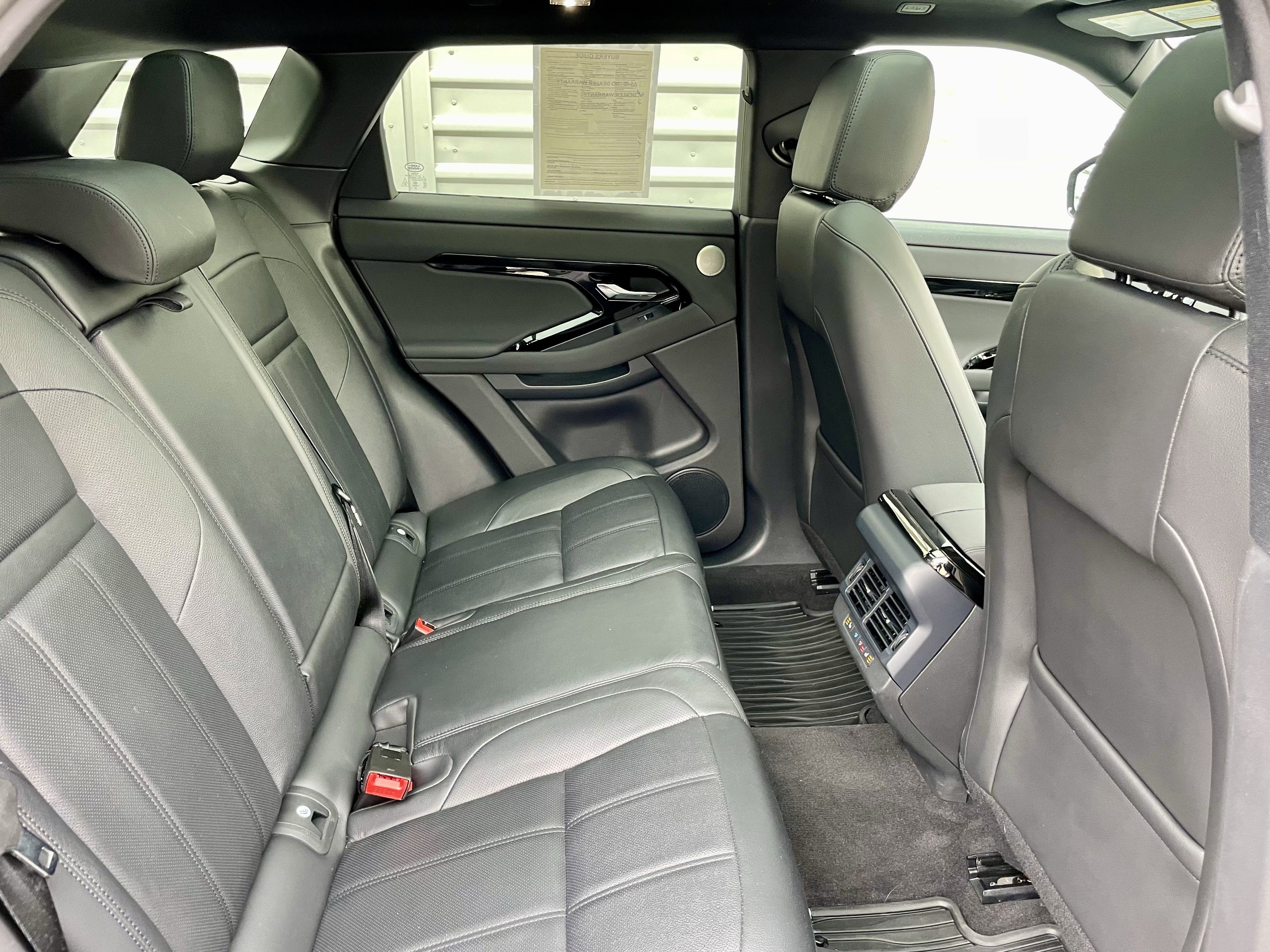 Certified 2024 Land Rover Range Rover Evoque Dynamic SE image 31