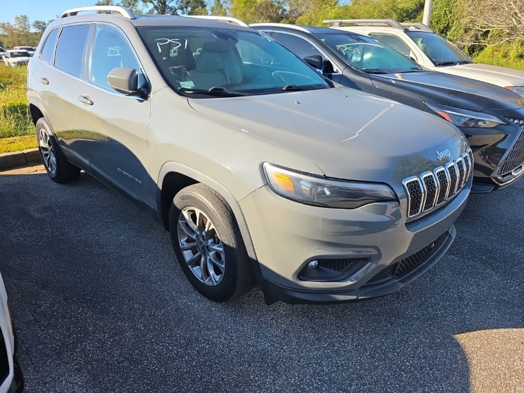 Used 2021 Jeep Cherokee Latitude Lux w/ Sun & Sound Group FWD image 10