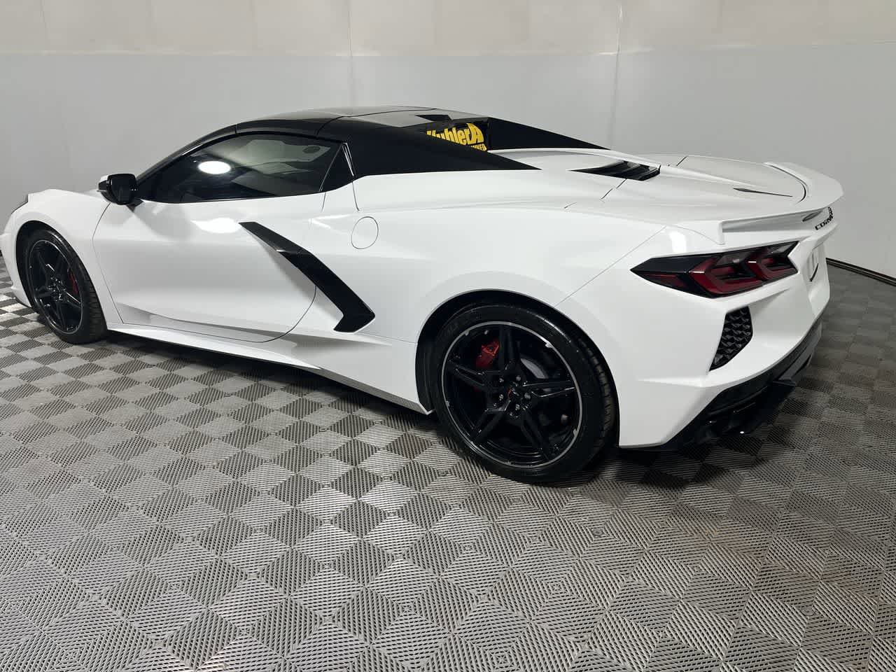 Used 2024 Chevrolet Corvette Stingray Convertible w/ 1LT RWD image 6