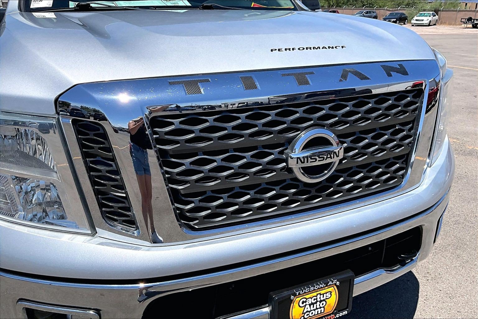 Used 2017 Nissan Titan SV AWD/4WD image 28