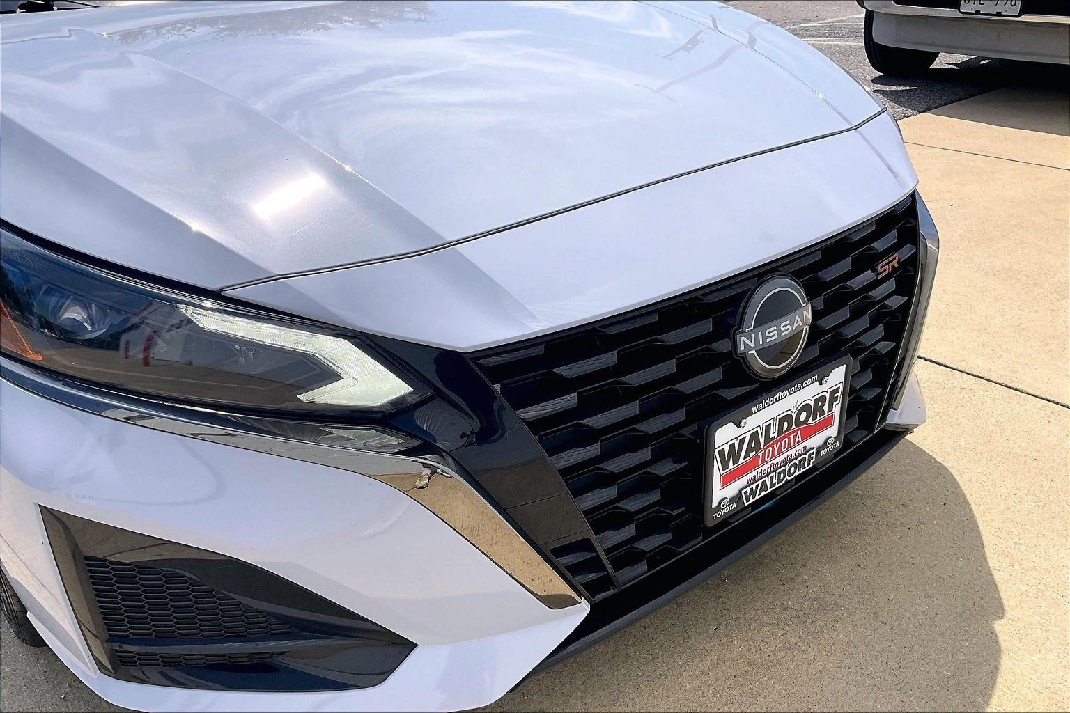 Used 2023 Nissan Altima 2.5 SR FWD image 33