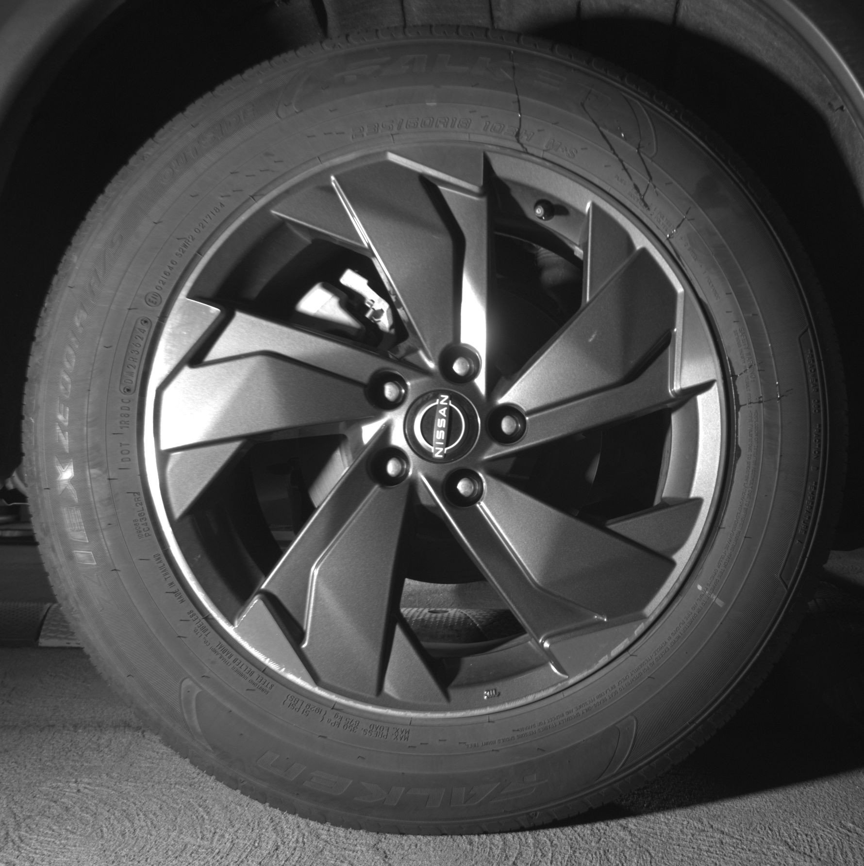 Used 2025 Nissan Rogue SV FWD image 15