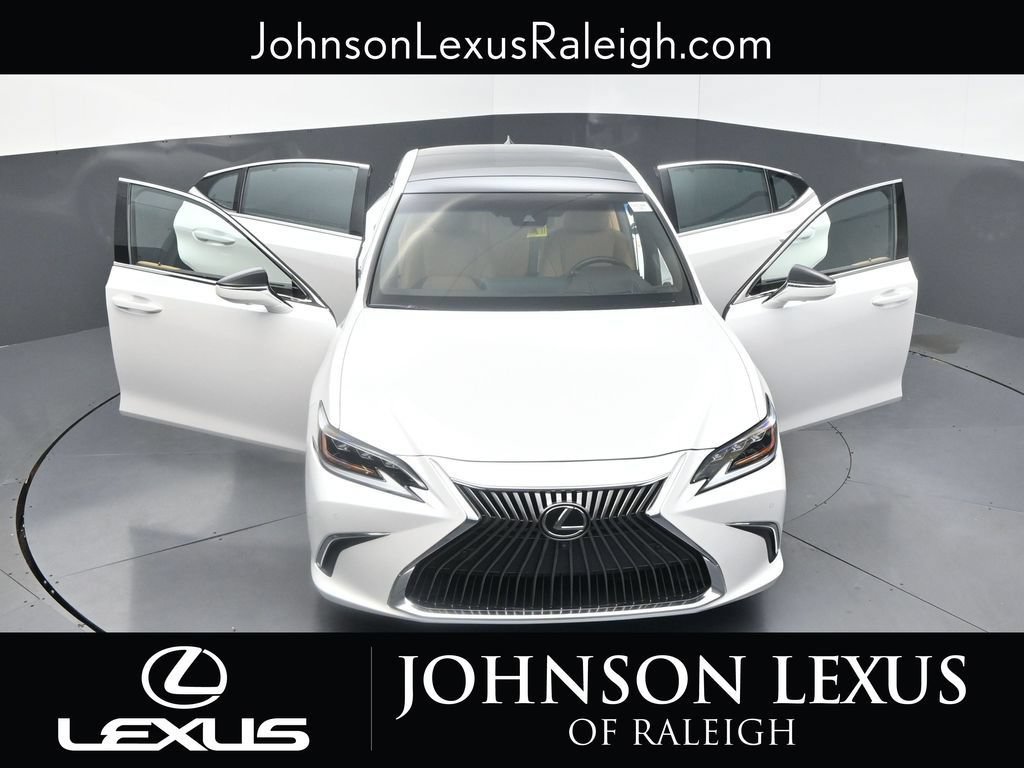 Used 2019 Lexus ES 350 Ultra Luxury w/ Accessory Package FWD image 34