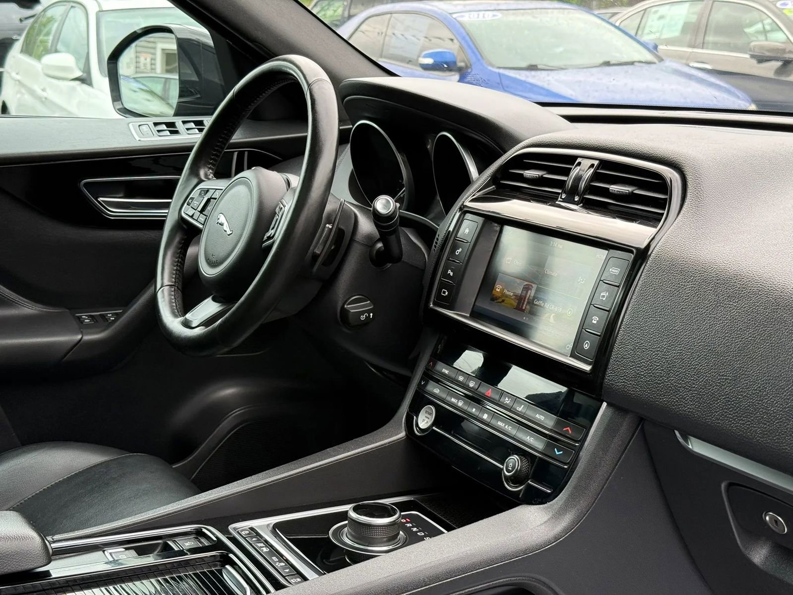 Used 2018 Jaguar F-PACE Premium AWD/4WD image 50