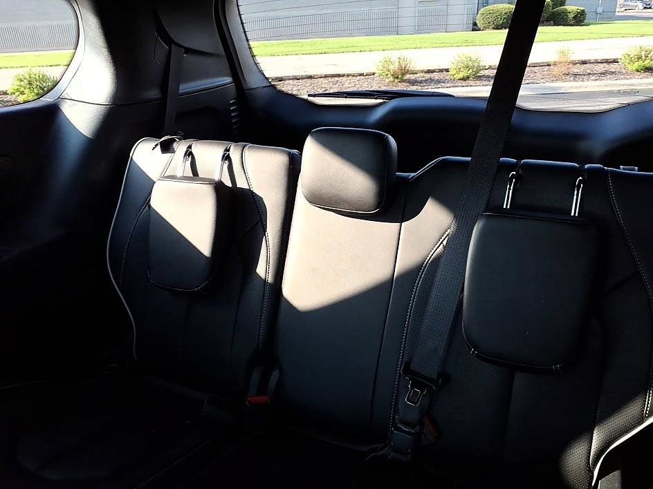 Used 2026 Chrysler Pacifica Limited FWD image 21