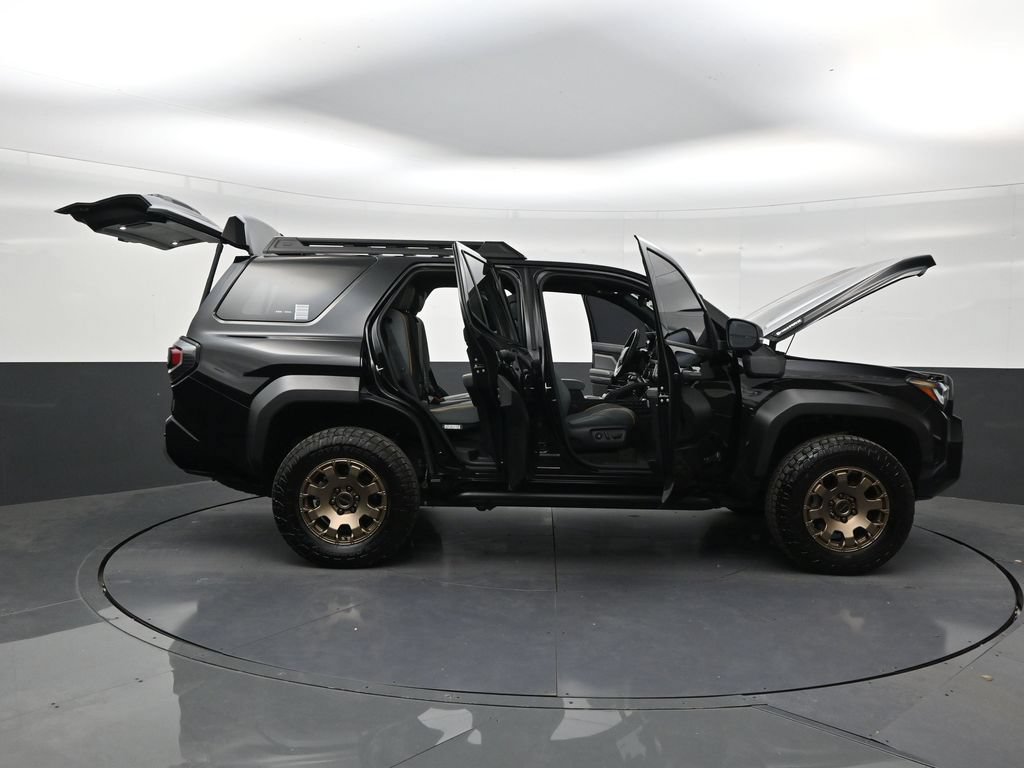 Used 2025 Toyota 4Runner Trailhunter AWD/4WD image 28