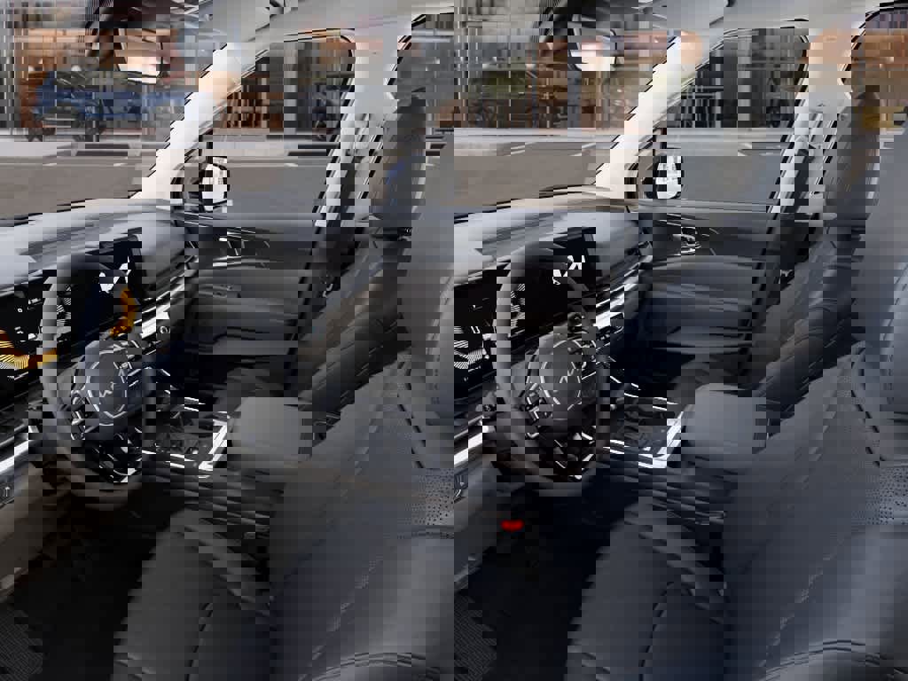 New 2026 Kia Carnival image 17