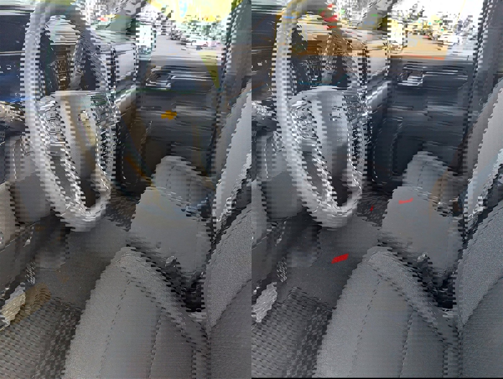 Used 2023 Chevrolet Silverado 1500 LT image 25