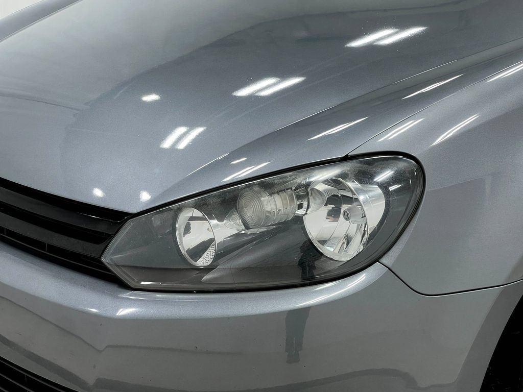 Used 2013 Volkswagen Golf 4-Door FWD image 31
