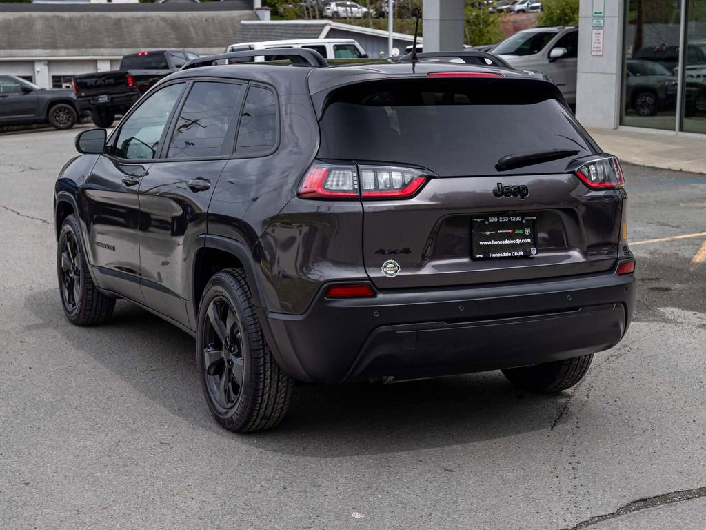 Used 2021 Jeep Cherokee Latitude Plus w/ Sun & Sound Group AWD/4WD image 6