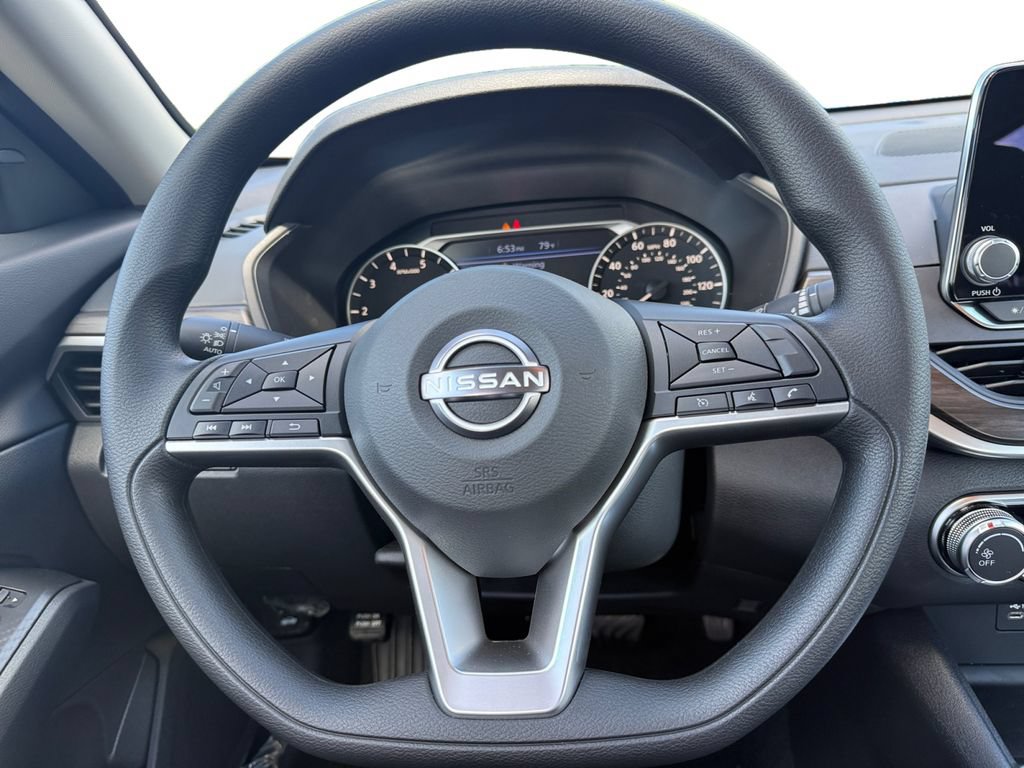 New 2026 Nissan Altima 2.5 SV FWD image 12