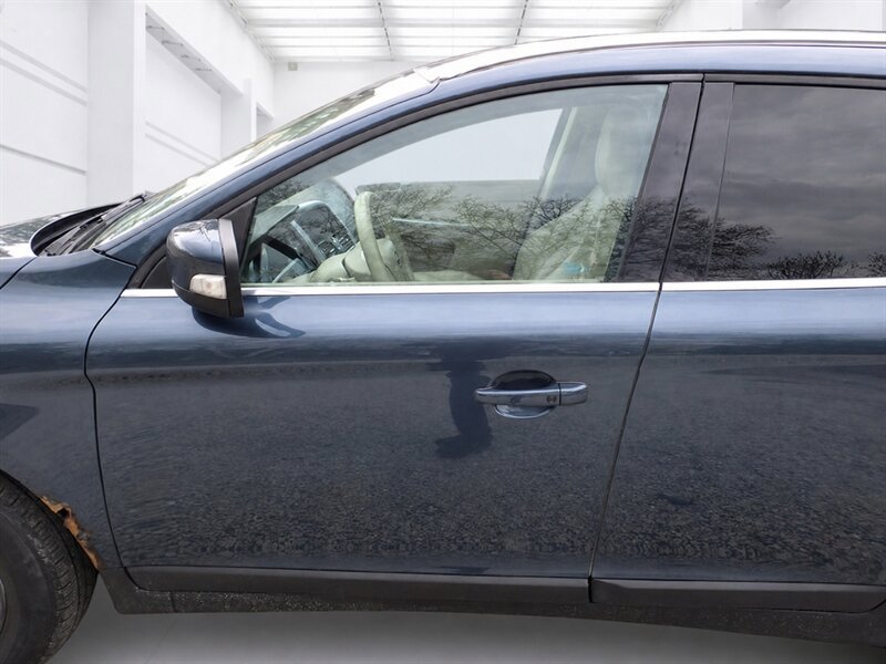 Used 2011 Volvo XC60 3.2 AWD/4WD image 16