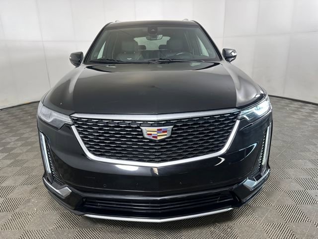 Used 2022 Cadillac XT6 Premium Luxury w/ Technology Package image 8