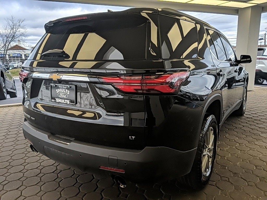 Used 2023 Chevrolet Traverse LT w/ LPO, Floor Liner Package image 5