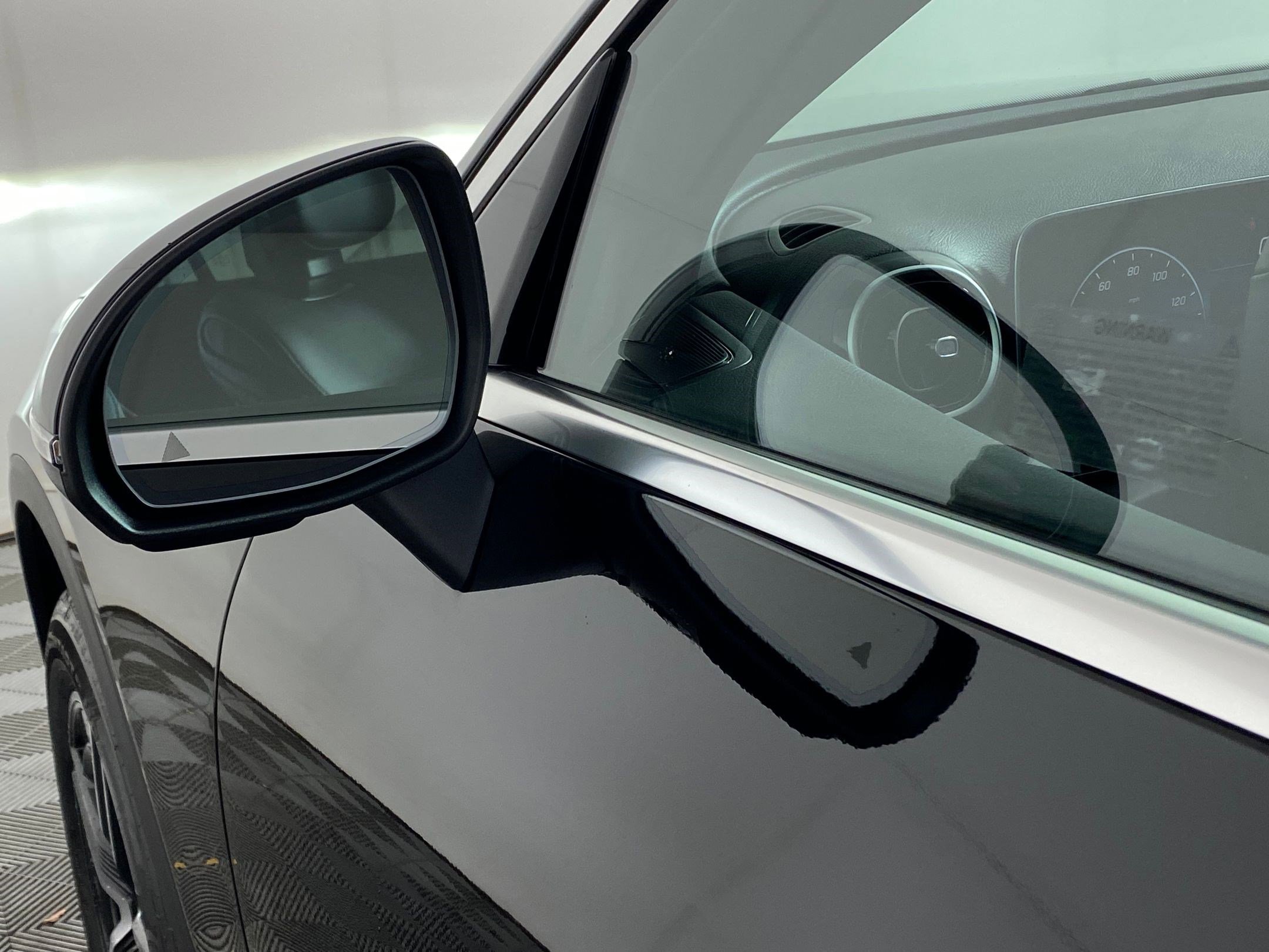 Used 2026 Mercedes-Benz GLC 300 4MATIC image 22