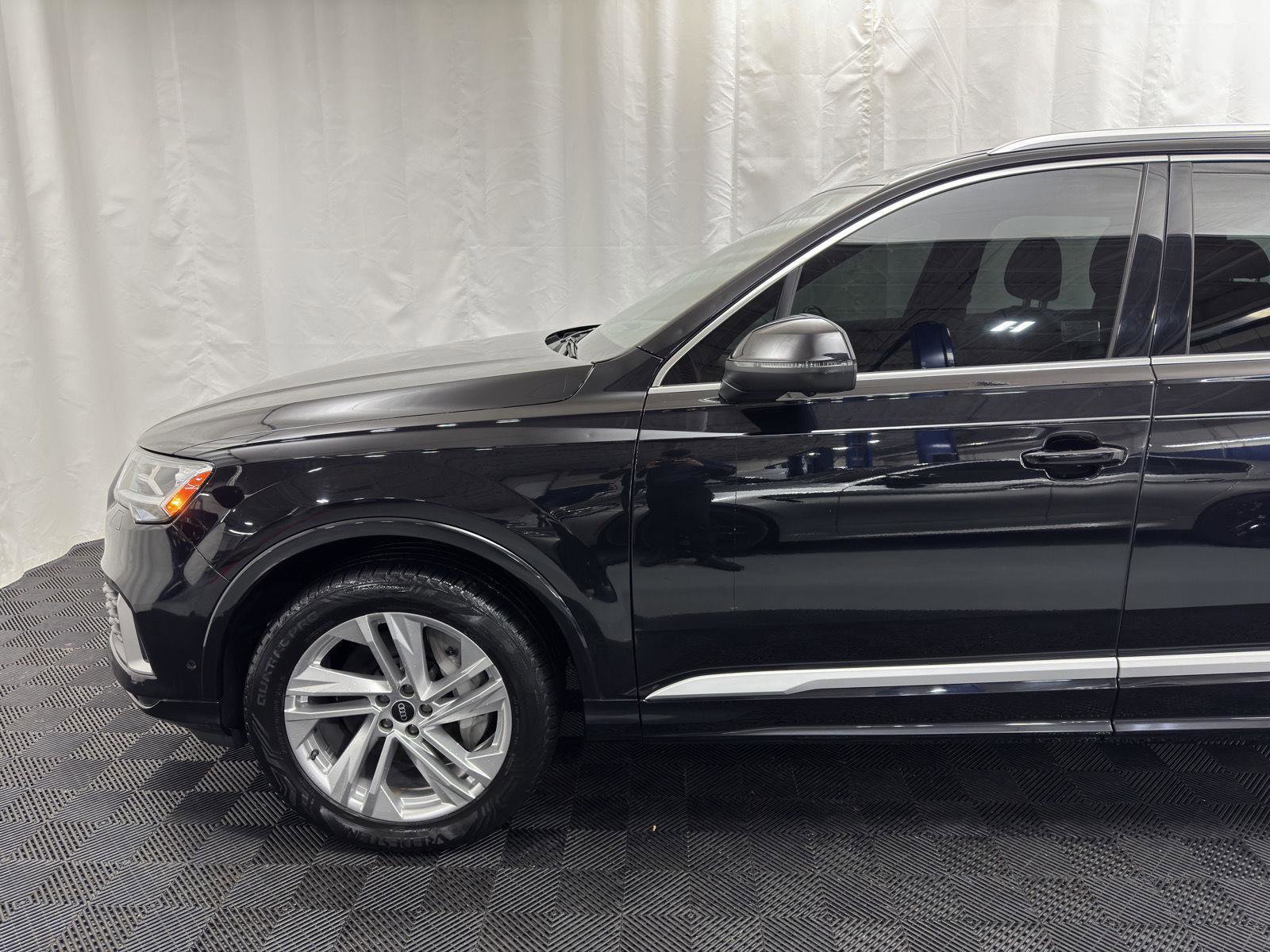 Used 2021 Audi Q7 3.0T Premium Plus w/ Executive Package image 4