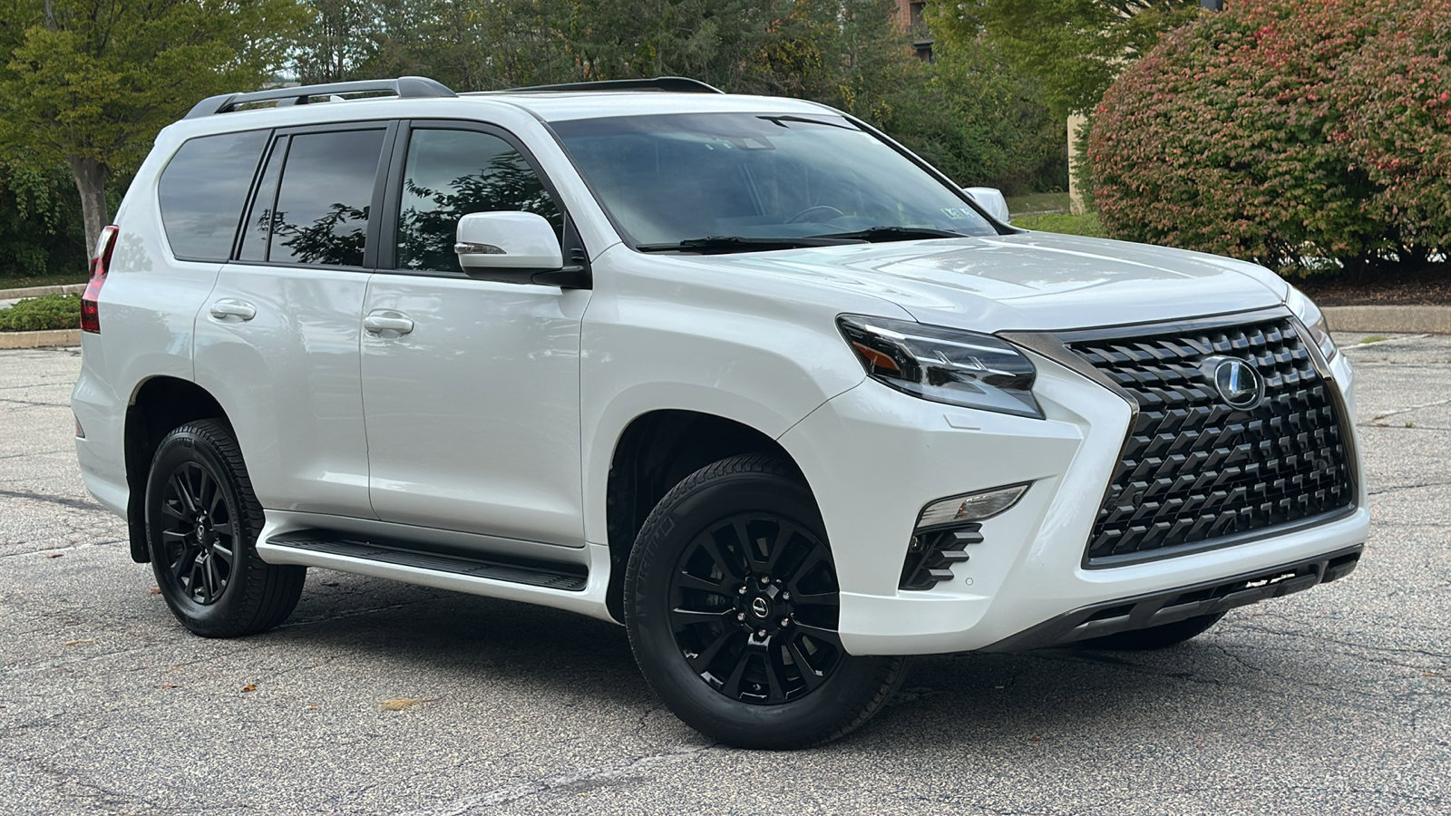 Used 2022 Lexus GX 460 image 1