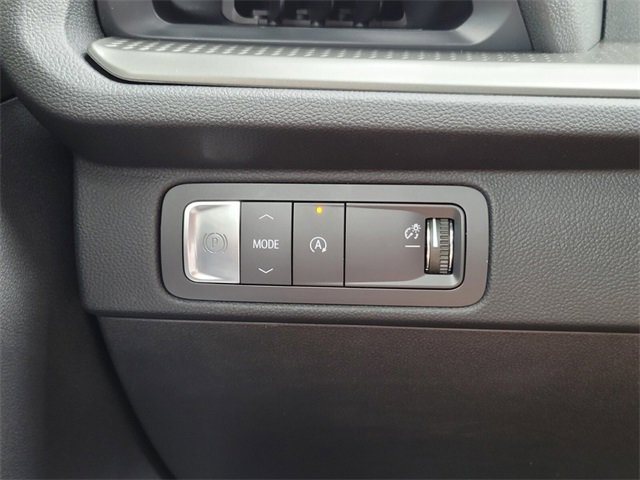 New 2025 Chevrolet Traverse LT w/ Driver Confidence Package image 20