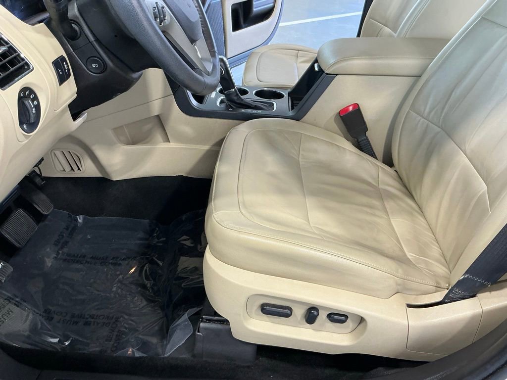 Used 2016 Ford Flex SEL w/ Equipment Group 202A image 10