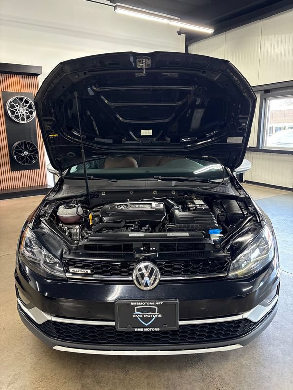Used 2018 Volkswagen Golf Alltrack SEL AWD/4WD image 65