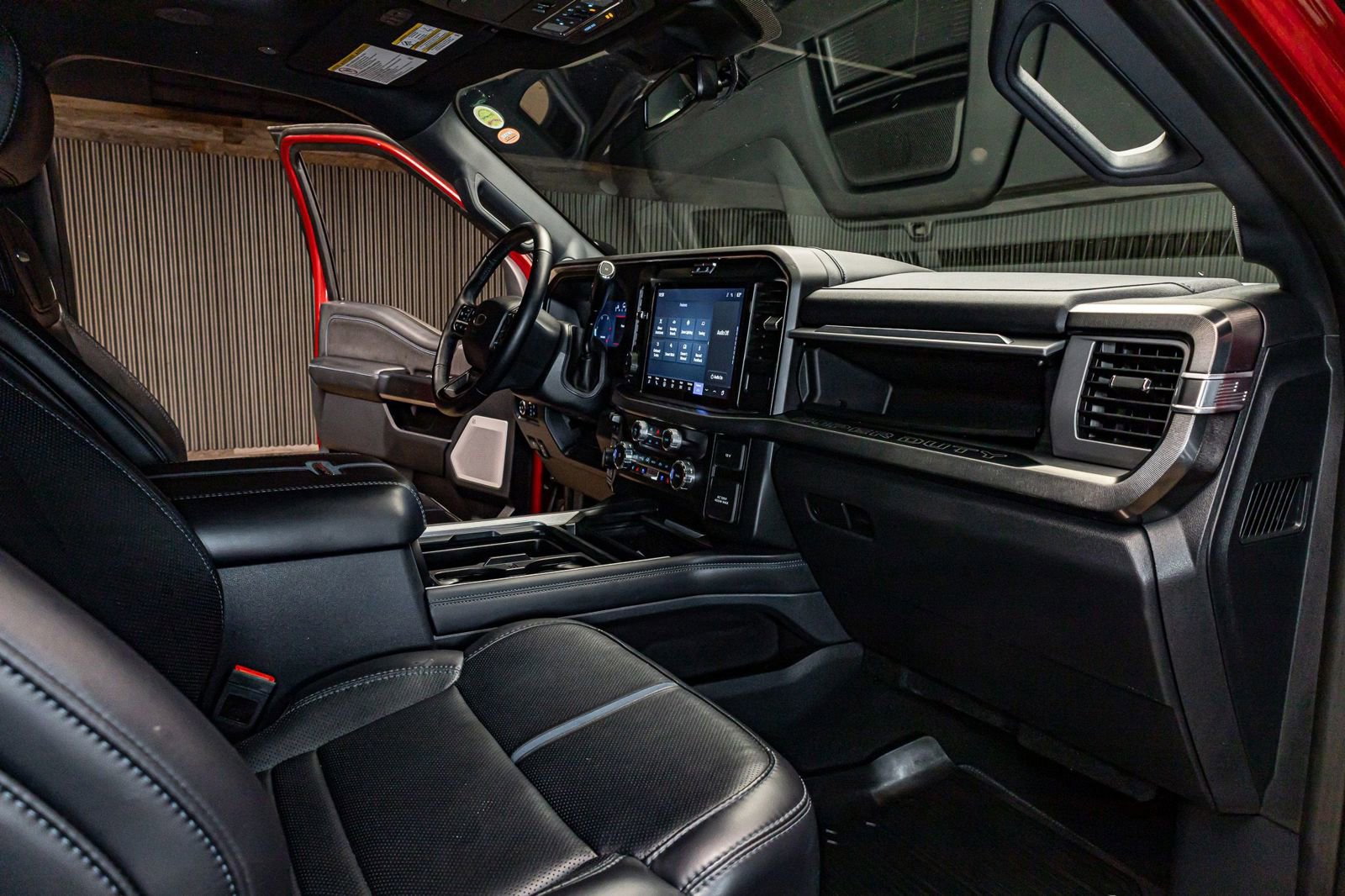 Used 2025 Ford F250 Platinum image 20