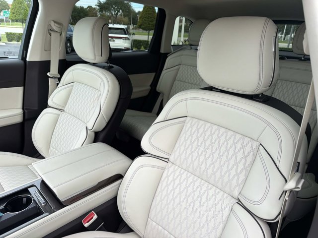 New 2026 Lincoln Nautilus Black Label AWD/4WD image 11