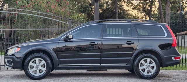 Used 2013 Volvo XC70 3.2 Platinum image 3