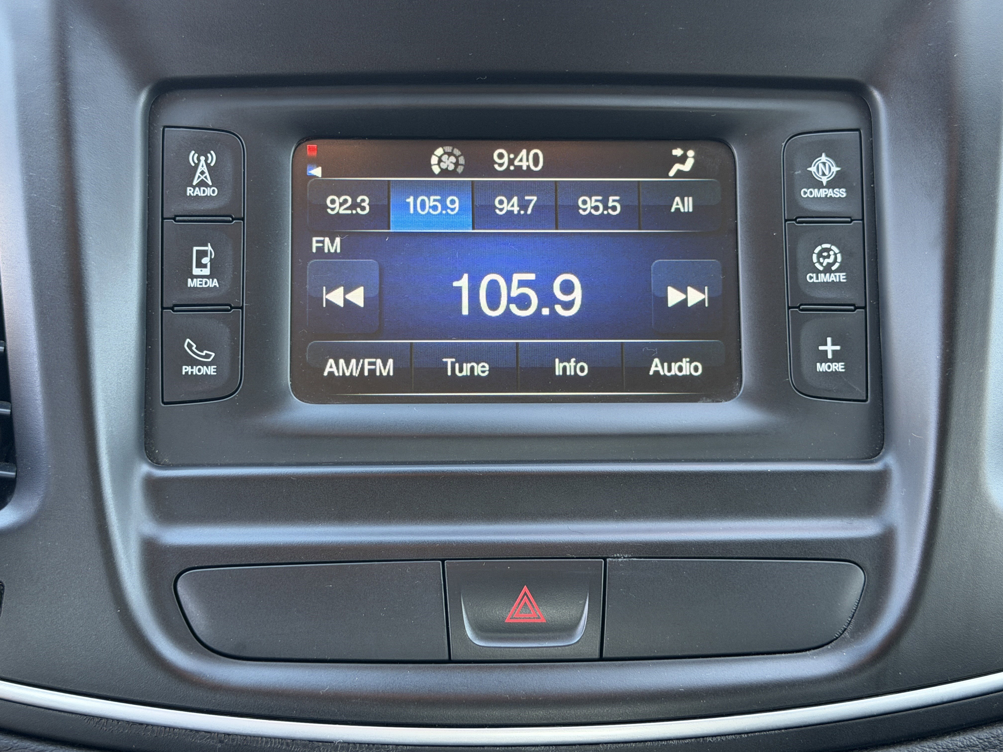 Used 2015 Chrysler 200 Limited FWD image 23