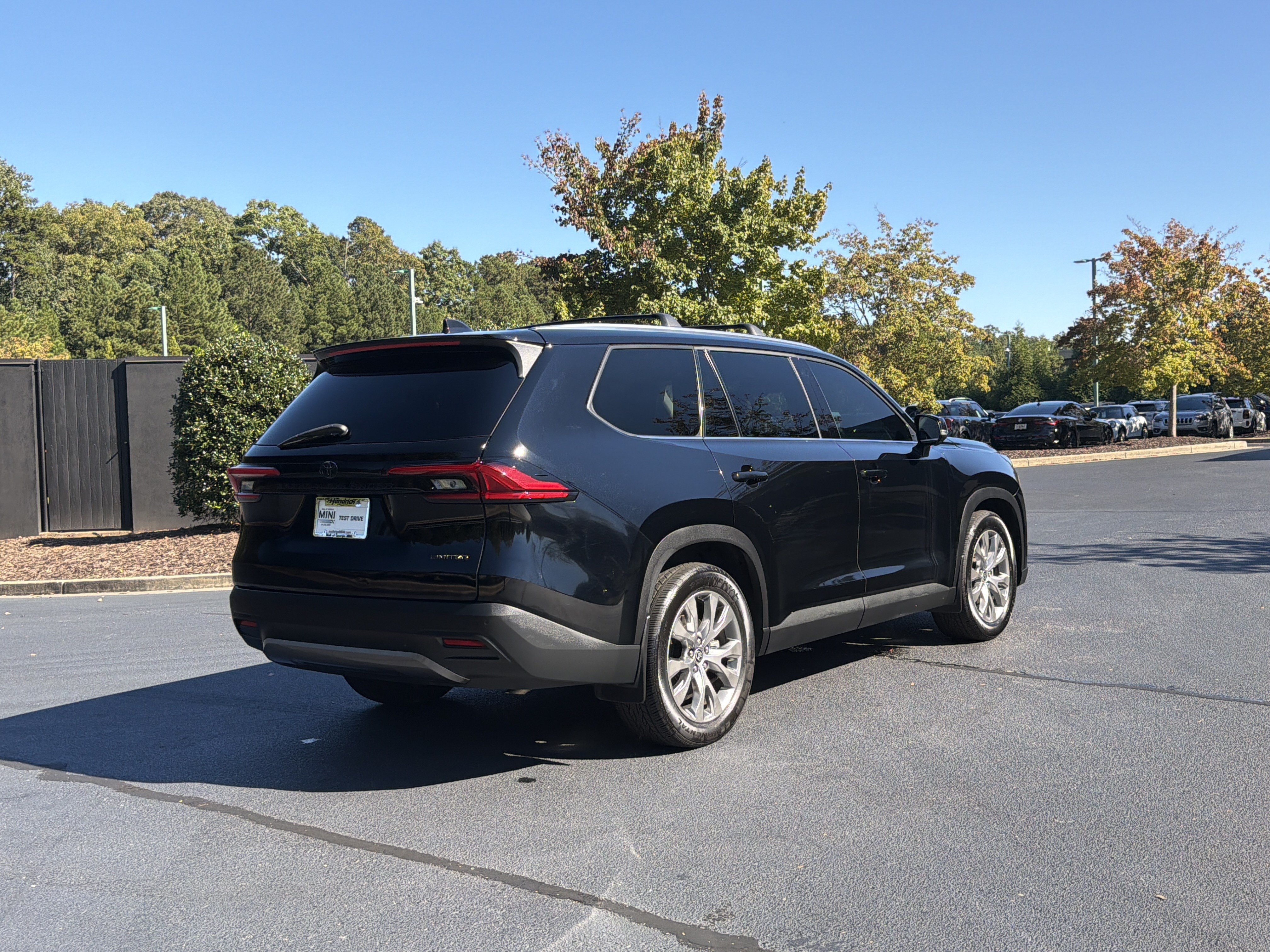 Used 2024 Toyota Grand Highlander FWD image 3