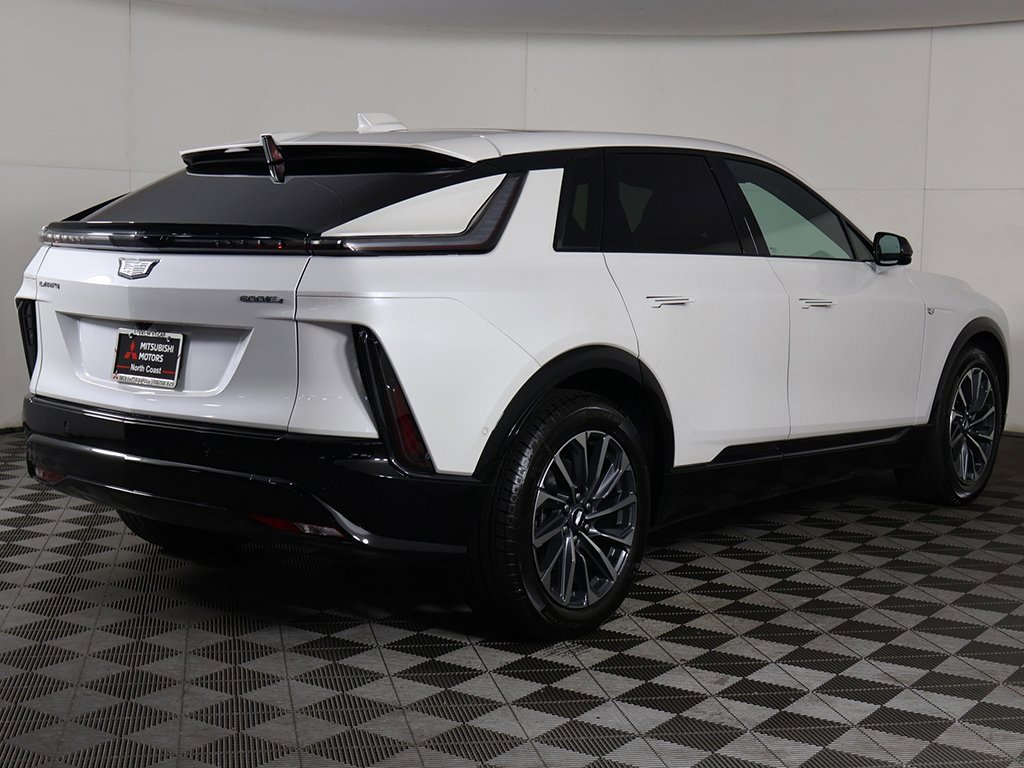 Used 2025 Cadillac Lyriq Sport w/ LPO, Floor Liner Package image 10