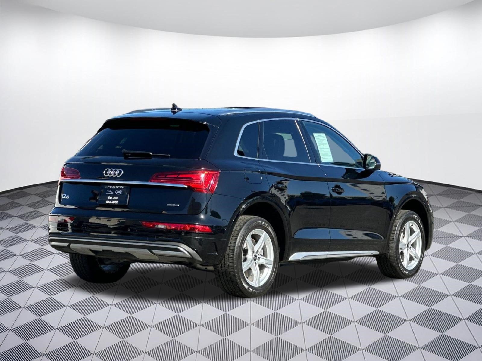 Used 2023 Audi Q5 2.0T Premium w/ Convenience Package AWD/4WD image 8