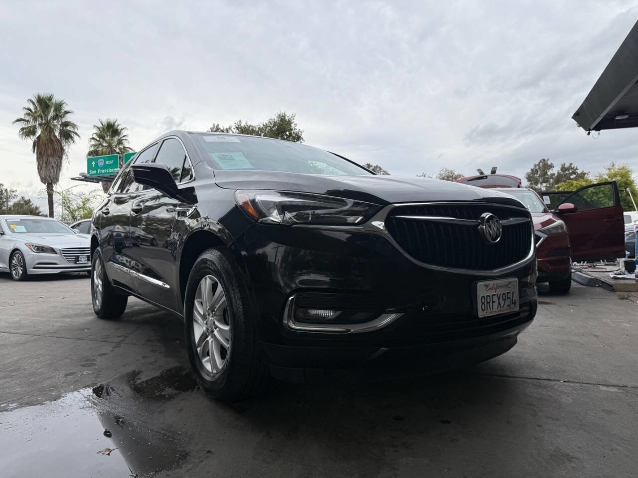Used 2020 Buick Enclave Essence image 17