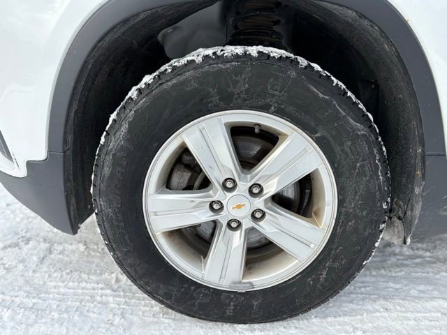 Certified 2021 Chevrolet Trax LS w/ Tint and Cruise Package image 11